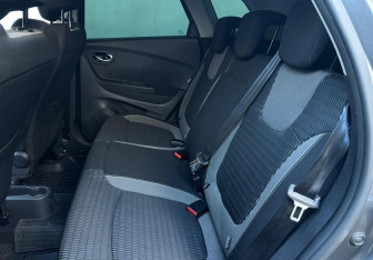 Подержанный автомобиль Renault Kaptur 2017 года (10 фото)