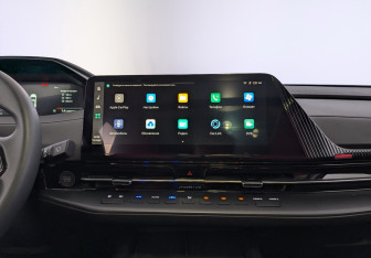 Подержанный автомобиль Changan UNI-S 2024 года (15 фото)