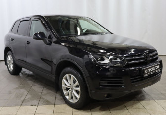 Подержанный автомобиль Volkswagen Touareg 2013 года (3 фото)