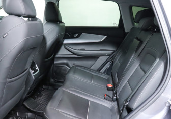 Подержанный автомобиль Chery Tiggo 7 Pro Max 2023 года (10 фото)