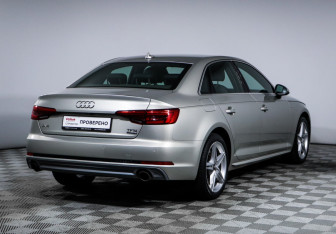 Подержанный автомобиль Audi A4 Sedan 2017 года (5 фото)