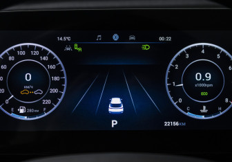 Подержанный автомобиль Omoda C5 2022 года (13 фото)