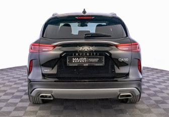 Подержанный автомобиль Infiniti QX50 2019 года (6 фото)