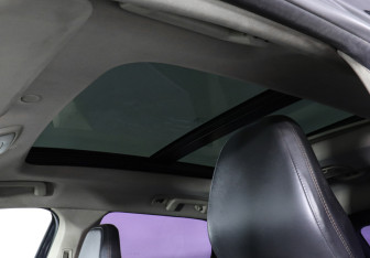 Подержанный автомобиль Volvo XC60 2010 года (9 фото)