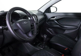 Подержанный автомобиль LADA (ВАЗ) Vesta Sedan 2021 года (11 фото)