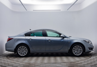 Подержанный автомобиль Opel Insignia Sedan 2014 года (4 фото)