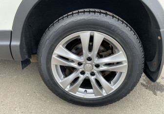 Подержанный автомобиль Nissan Qashqai 2014 года (12 фото)