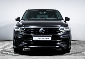 Подержанный автомобиль Volkswagen Tiguan 2021 года (2 фото)