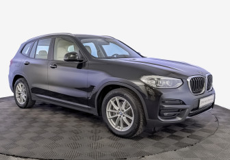 Подержанный автомобиль BMW X3 2018 года (3 фото)