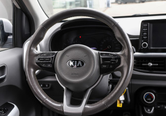 Подержанный автомобиль Kia Picanto 2018 года (16 фото)