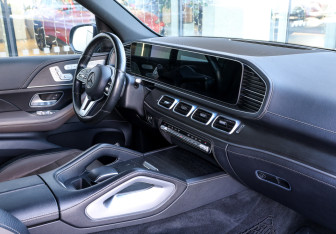 Подержанный автомобиль Mercedes-Benz GLE 2020 года (10 фото)