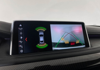 Подержанный автомобиль BMW X6 2019 года (22 фото)