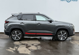 Подержанный автомобиль Changan CS35PLUS 2024 года (4 фото)
