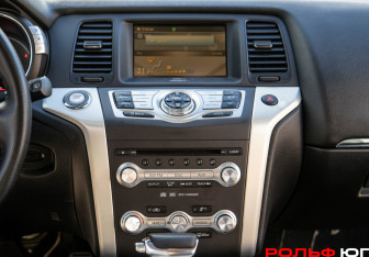 Подержанный автомобиль Nissan Murano Suv 2010 года (11 фото)