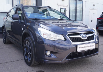 Подержанный автомобиль Subaru XV 2014 года (3 фото)