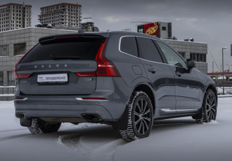 Подержанный автомобиль Volvo XC60 2019 года (7 фото)