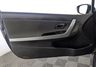 Подержанный автомобиль Kia Ceed Hatchback 2016 года (18 фото)