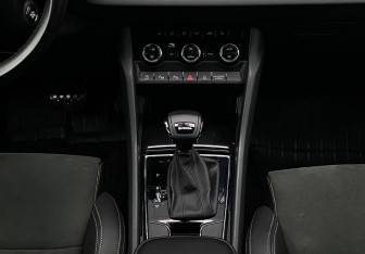 Подержанный автомобиль Skoda Karoq 2020 года (13 фото)