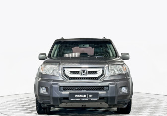 Подержанный автомобиль Honda Pilot 2008 года (2 фото)