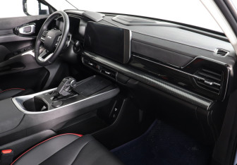 Подержанный автомобиль Haval H3 2024 года (10 фото)