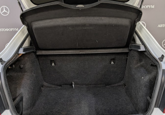 Подержанный автомобиль Skoda Rapid Liftback 2019 года (10 фото)