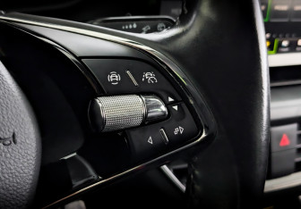 Подержанный автомобиль Skoda Rapid Liftback 2020 года (27 фото)