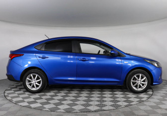 Подержанный автомобиль Hyundai Solaris Sedan 2020 года (4 фото)
