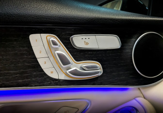 Подержанный автомобиль Mercedes-Benz GLC Coupe 2021 года (21 фото)