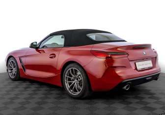 Подержанный автомобиль BMW Z4 Roadster 2019 года (7 фото)