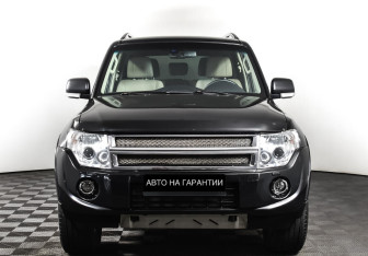 Подержанный автомобиль Mitsubishi Pajero 2014 года (2 фото)