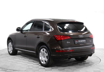 Подержанный автомобиль Audi Q5 2014 года (7 фото)