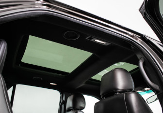 Подержанный автомобиль Ford Explorer 2012 года (11 фото)