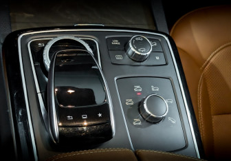 Подержанный автомобиль Mercedes-Benz GLE 2016 года (28 фото)