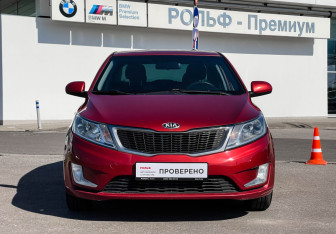 Подержанный автомобиль Kia Rio Sedan 2013 года (2 фото)