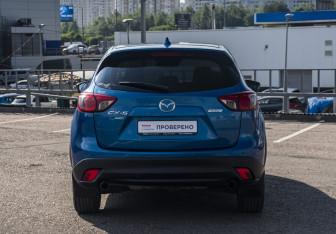 Подержанный автомобиль Mazda CX-5 2012 года (6 фото)