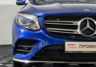 Подержанный автомобиль Mercedes-Benz GLC Coupe 2018 года (19 фото)