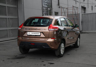 Подержанный автомобиль LADA (ВАЗ) XRAY 2018 года (4 фото)