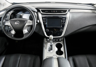 Подержанный автомобиль Nissan Murano Suv 2019 года (12 фото)