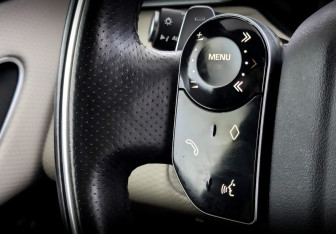 Подержанный автомобиль Land Rover Range Rover Velar 2019 года (30 фото)