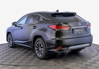 Подержанный автомобиль Lexus RX 2022 года (7 фото)