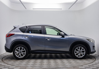 Подержанный автомобиль Mazda CX-5 2014 года (6 фото)