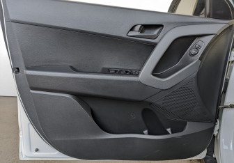 Подержанный автомобиль Hyundai Creta 2018 года (18 фото)