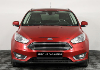 Подержанный автомобиль Ford Focus Wagon 2017 года (2 фото)