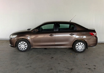 Подержанный автомобиль Peugeot 301 2013 года (8 фото)