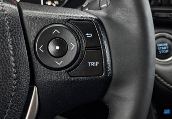 Подержанный автомобиль Toyota RAV4 2018 года (29 фото)