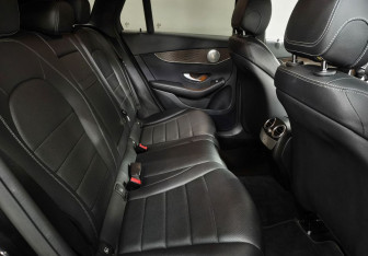 Подержанный автомобиль Mercedes-Benz GLC Coupe 2020 года (14 фото)