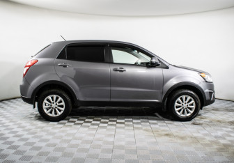 Подержанный автомобиль SsangYong Actyon 2013 года (4 фото)