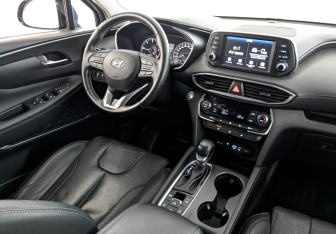Подержанный автомобиль Hyundai Santa Fe 2020 года (29 фото)