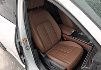 Подержанный автомобиль Audi A6 Sedan 2022 года (22 фото)