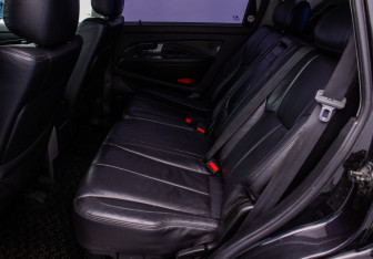Подержанный автомобиль SsangYong Rexton 2011 года (11 фото)